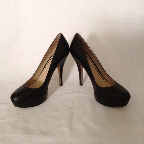 Enzo Angiolini Black Leather Platform Pumps - Picture 2 of 8